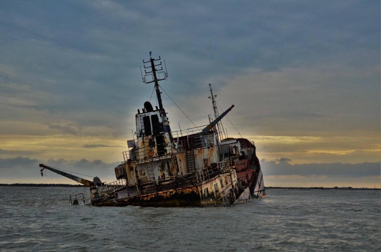 Casa Calin Hotel Crisan  Bagian luar foto